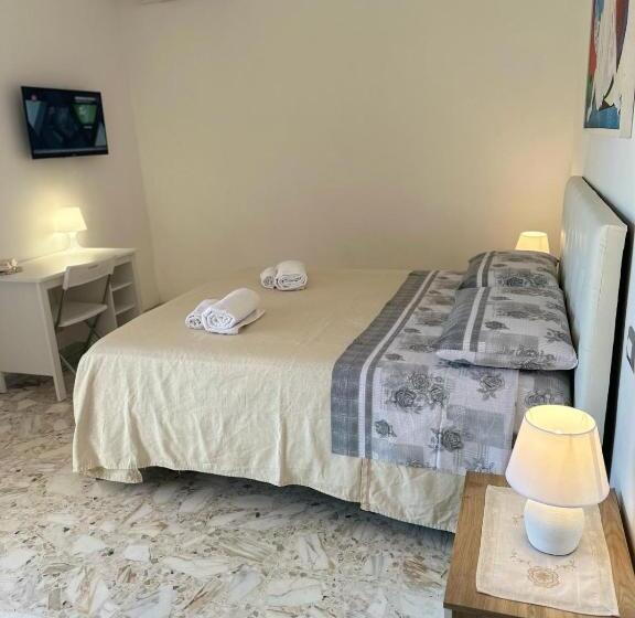 חדר סטודיו סטנדרד, Gli Amici Della Puglia