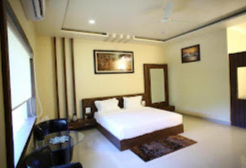 חדר דלוקס, Saroj Sagar Madhya Pradesh