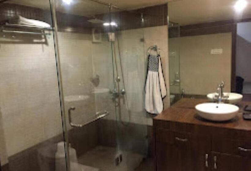 חדר דלוקס, Saroj Sagar Madhya Pradesh