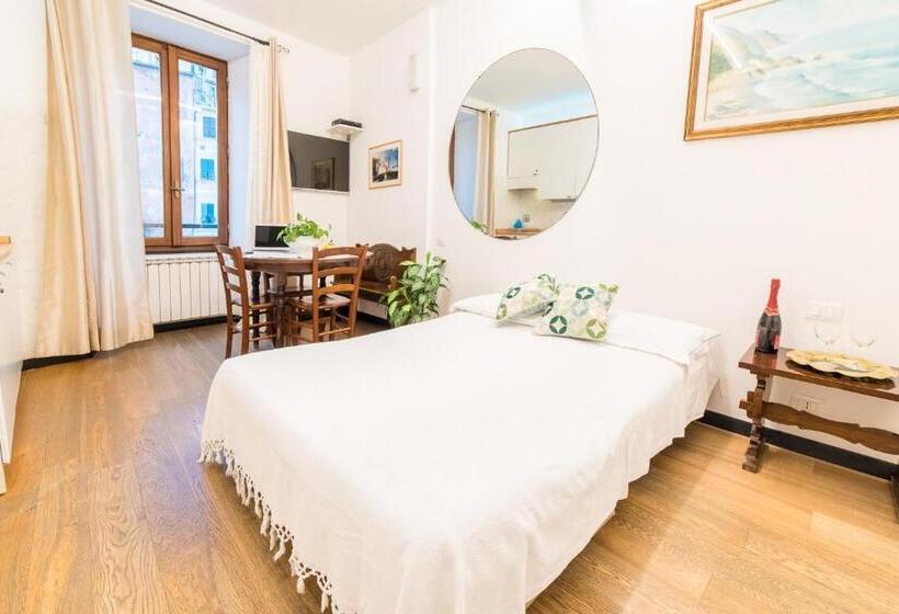 اتاق استاندارد چهار تخته با چشمانداز دریا, The Vernazza Main Plaza   Rooms & Suites