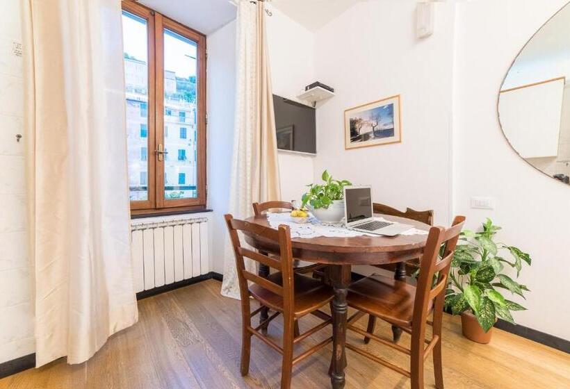 اتاق استاندارد چهار تخته با چشمانداز دریا, The Vernazza Main Plaza   Rooms & Suites