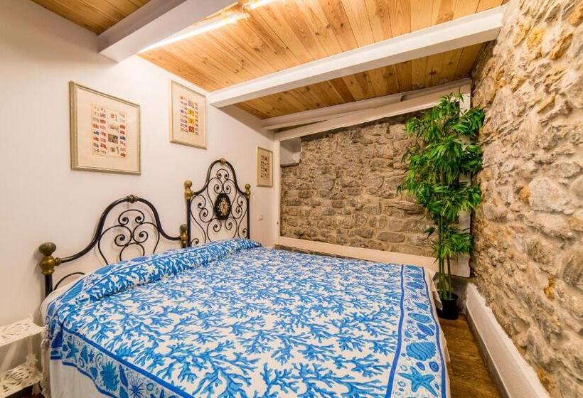 استودیو خانوادگی, The Vernazza Main Plaza   Rooms & Suites