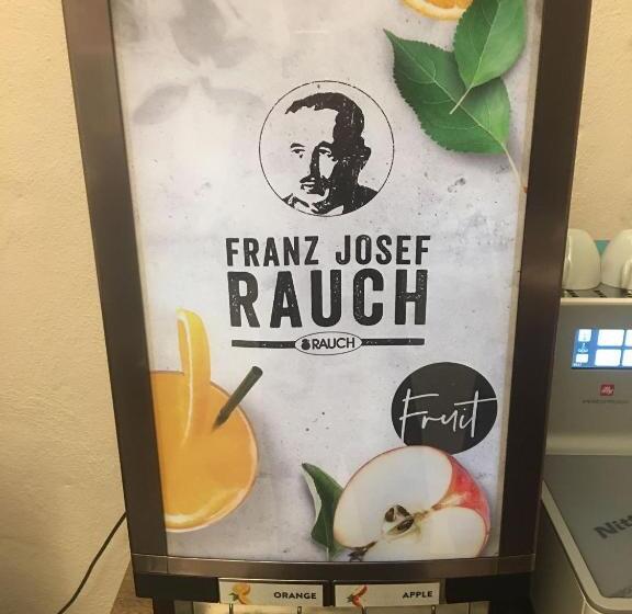 اتاق لوکس با تخت بزرگ, Al Vicolo