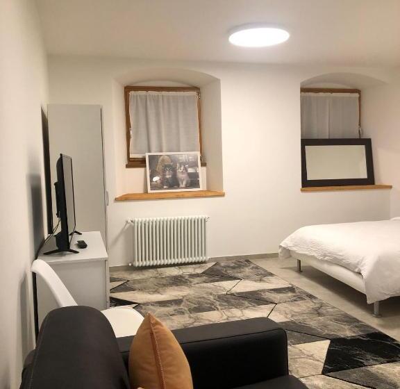 اتاق استاندارد با تخت بزرگ, Al Vicolo