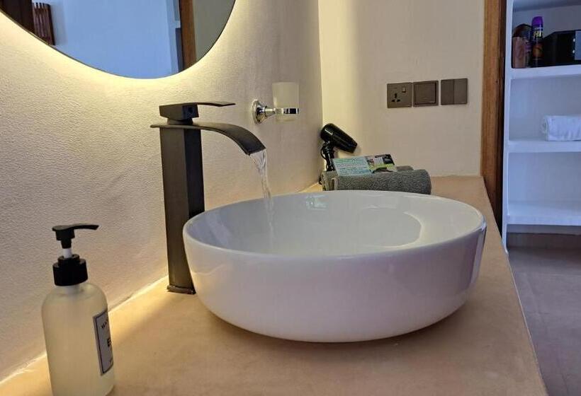 オーシャンビューデラックスルーム, Aluna Beach Apartments