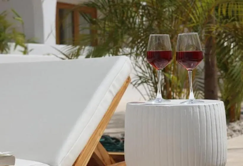 اتاق استاندارد با تخت بزرگ, Hide And Seek Resort