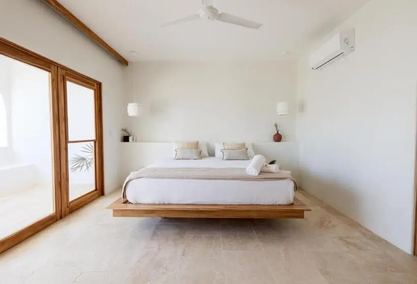 اتاق استاندارد با تخت بزرگ, Hide And Seek Resort