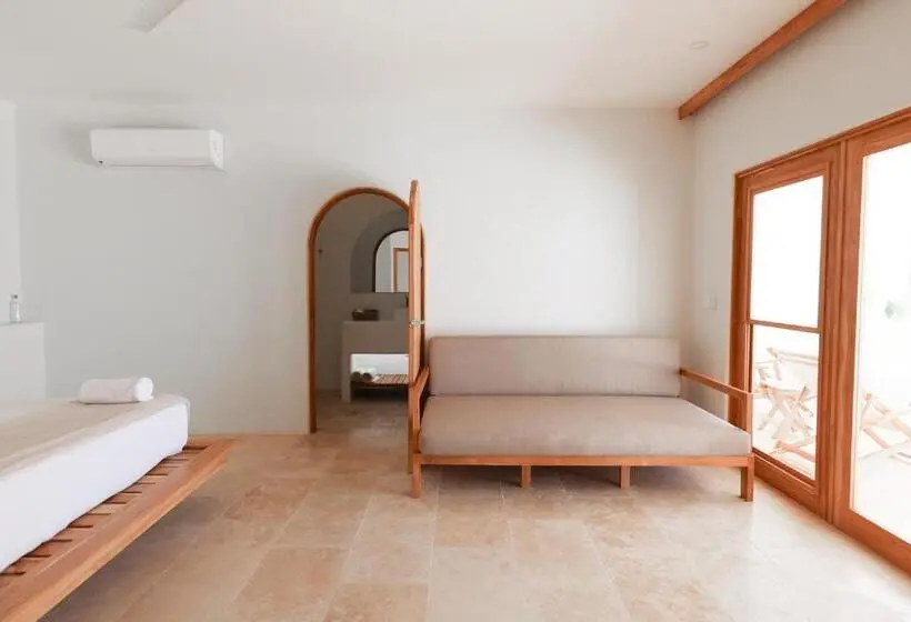 استودیو استاندارد با تخت کینگ, Hide And Seek Resort