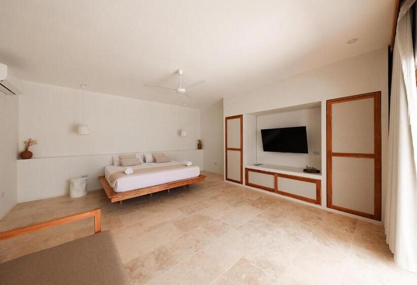 스탠다드 스튜디오 킹침대, Hide And Seek Resort