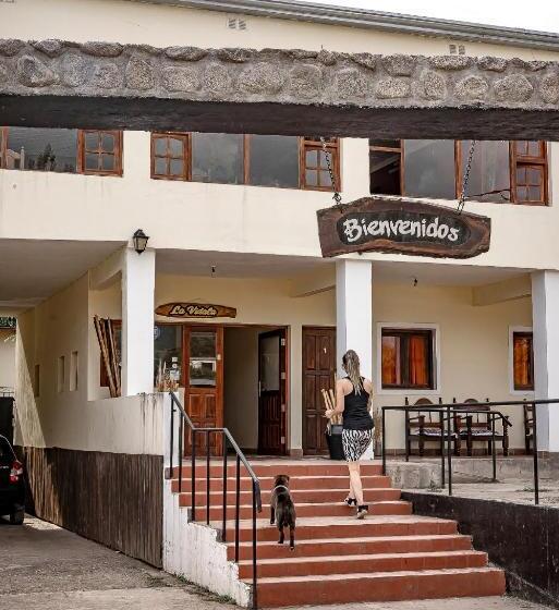 اتاق استاندارد سه نفره, Hostal La Vidala