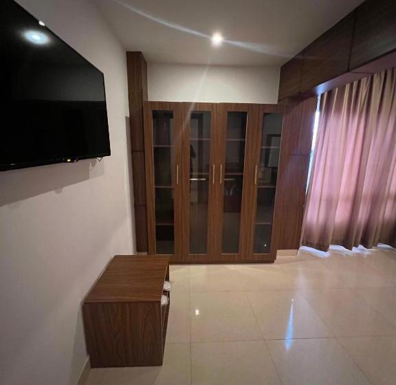 Deluxe Rum Trädgårdsutsikt, King Pyramids View