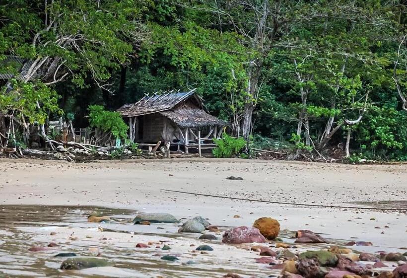 בקתה סטנדרטית, Simple Life Bungalows