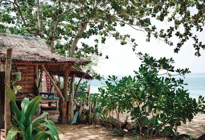 בקתה סטנדרטית, Simple Life Bungalows