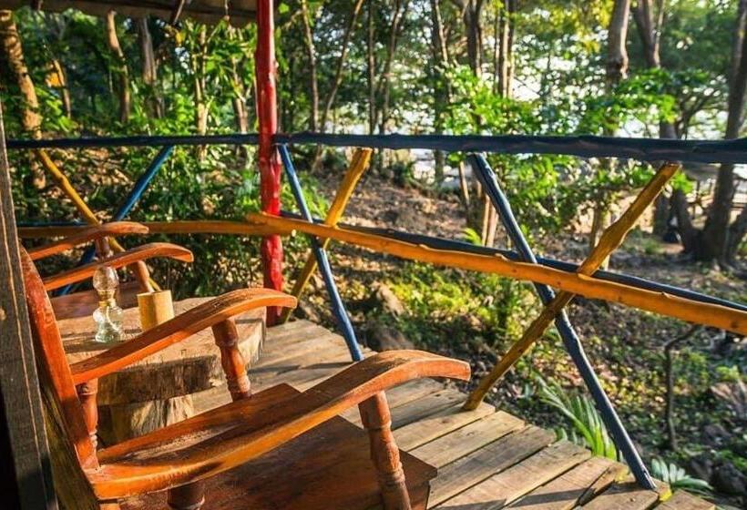 Бунгало Стандарт Вид на Море, Simple Life Bungalows