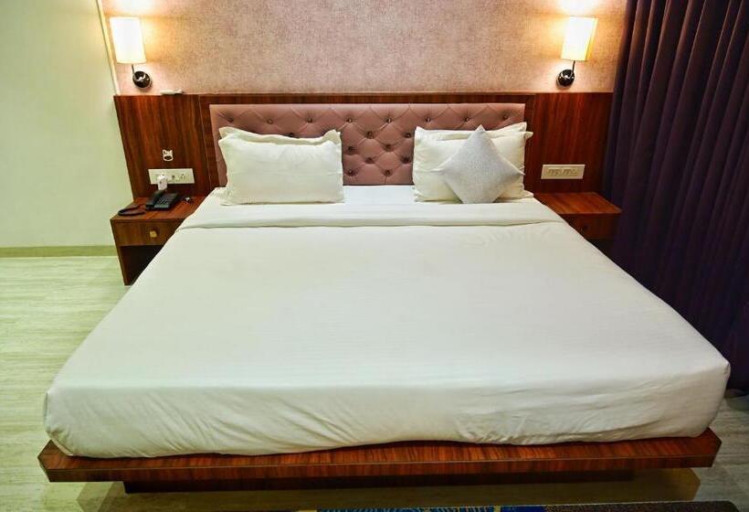 Президентский Люкс, The One Hotel Nashik