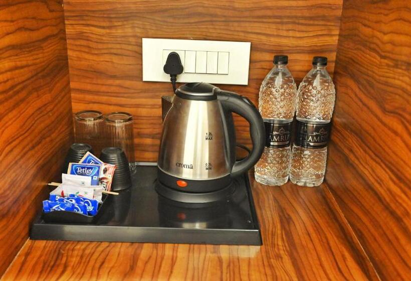 Трехместный Номер Deluxe, The One Hotel Nashik