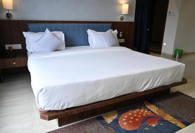 Семейное Студио, The One Hotel Nashik