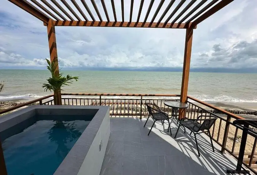 オーシャンビューデラックスルームバルコニー付き, Chansi Beachresort