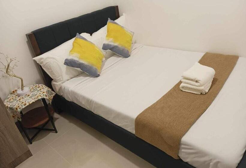 标准工作室带阳台, Cozy 1br W/wifi&netflix In Fame Near Shaw Mrt