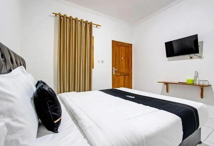 Standard-huone, Capital O 93449 The Boekit Song Putri Resort