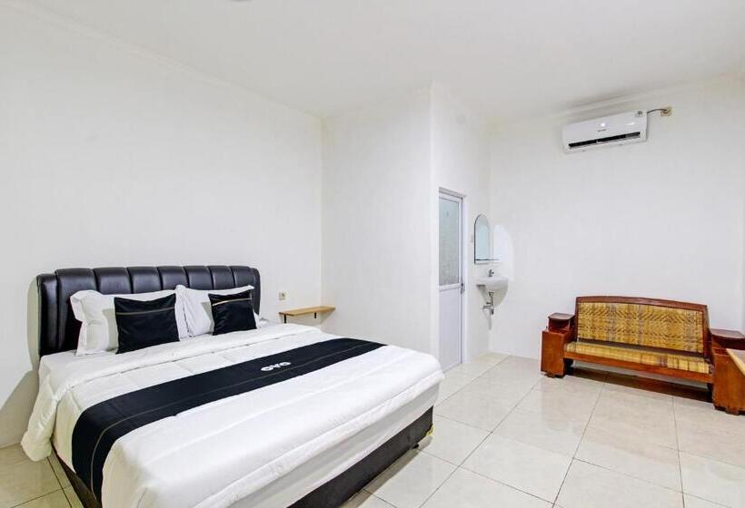 デラックスルーム, Capital O 93449 The Boekit Song Putri Resort