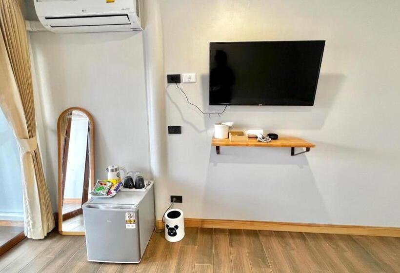 스탠다드 스튜디오, De  Ocean Land เดอโอเชี่ยนแลนด์ เกาะล้าน