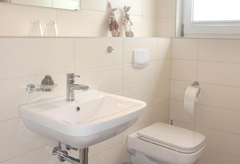 شقة غرفة واحدة مزودة بتراس, Ferienwohnungen Auf Dem Ferienhof Sell