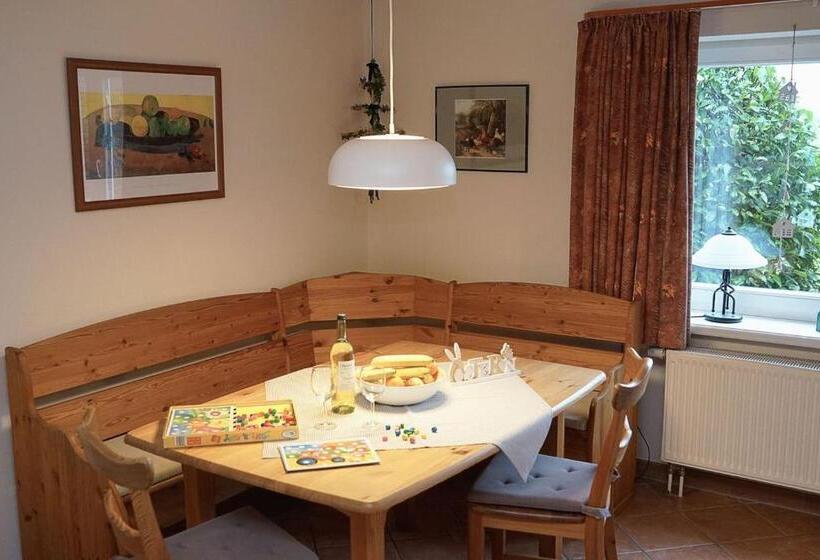 شقة غرفتين, Ferienwohnungen Auf Dem Ferienhof Sell