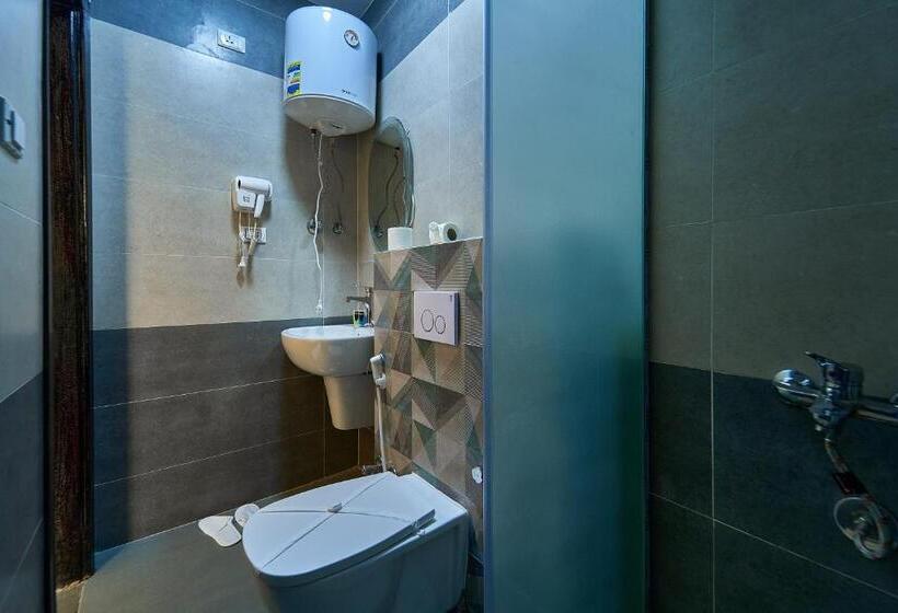 Deluxerum med Utsikt, New Gardenia Pyramids View