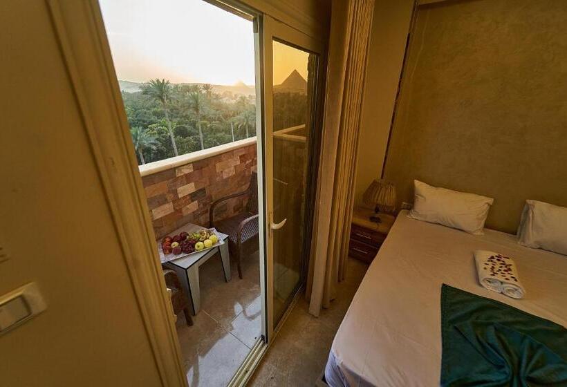 Standardrum King Size Säng, New Gardenia Pyramids View