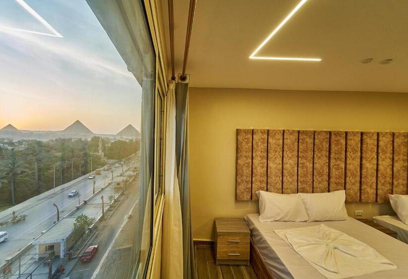 Superior Enkelrum, New Gardenia Pyramids View