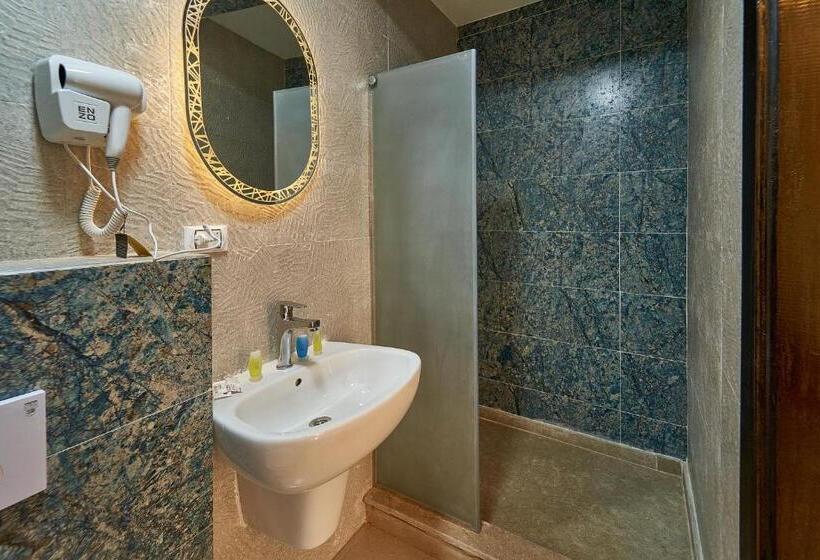 Deluxerum med Utsikt, New Gardenia Pyramids View