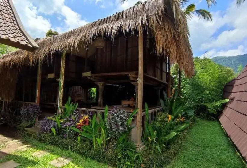 エコノミールーム, Sekumpul Bali Hidden Space