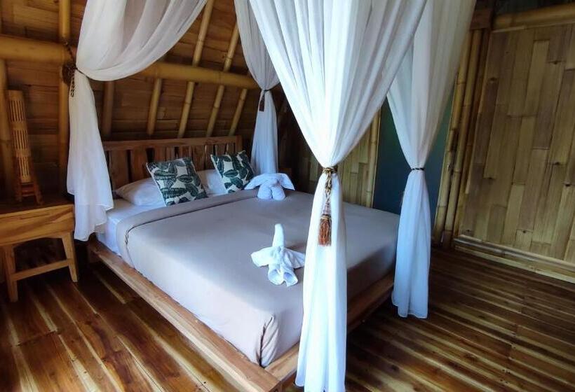 Pokój Deluxe, Sekumpul Bali Hidden Space