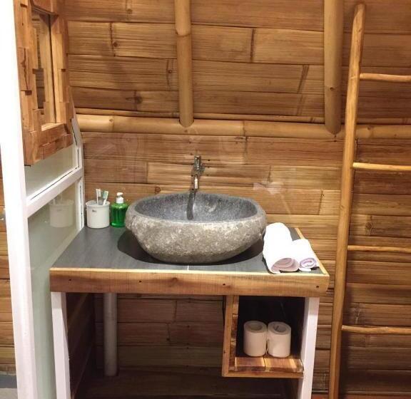 Pokój Deluxe, Sekumpul Bali Hidden Space