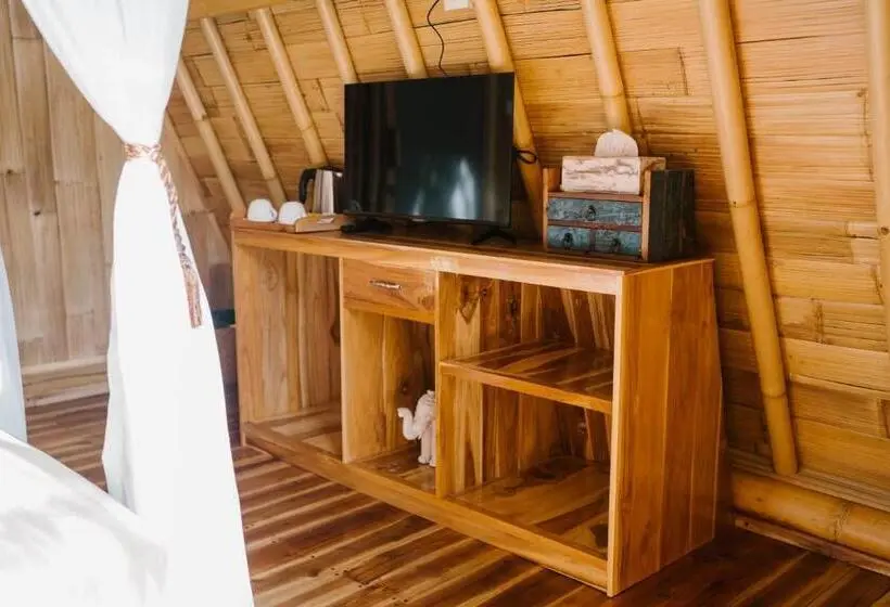 デラックスルーム, Sekumpul Bali Hidden Space