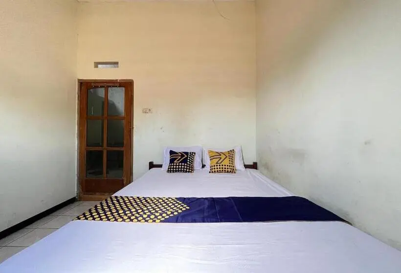 エコノミールーム, Spot On 93423 Kost Berkah