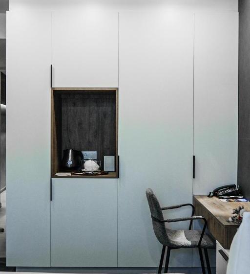 발코니 디럭스 룸, London Hotel Yerevan