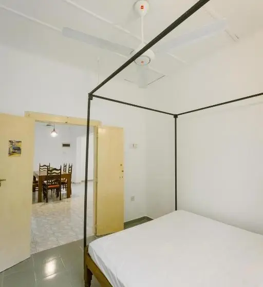 Economy-huone, Dias Legacy Bungalow