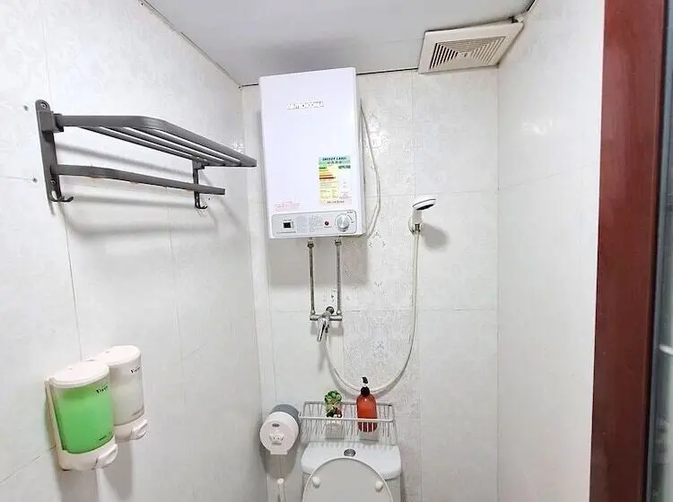 Economy Triple Room, International Metro Guest House