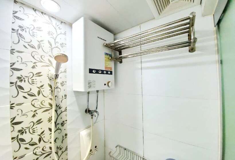 Economy Triple Room, International Metro Guest House