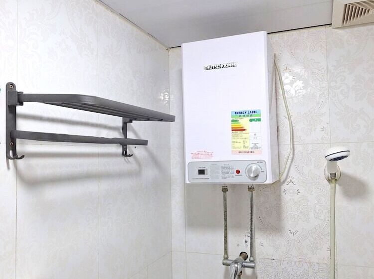 Economy Quadruple Room, International Metro Guest House