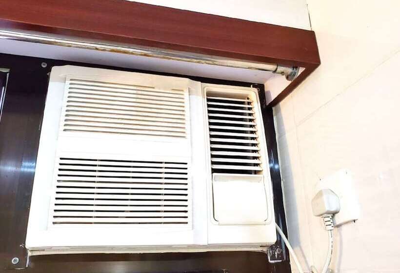 Economy Quadruple Room, International Metro Guest House