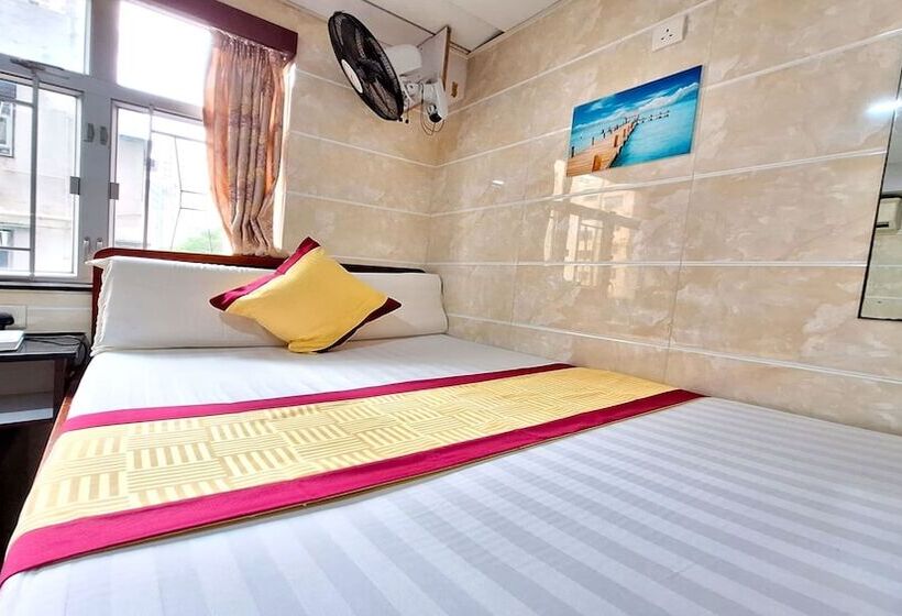 اتاق اکونومی, International Metro Guest House