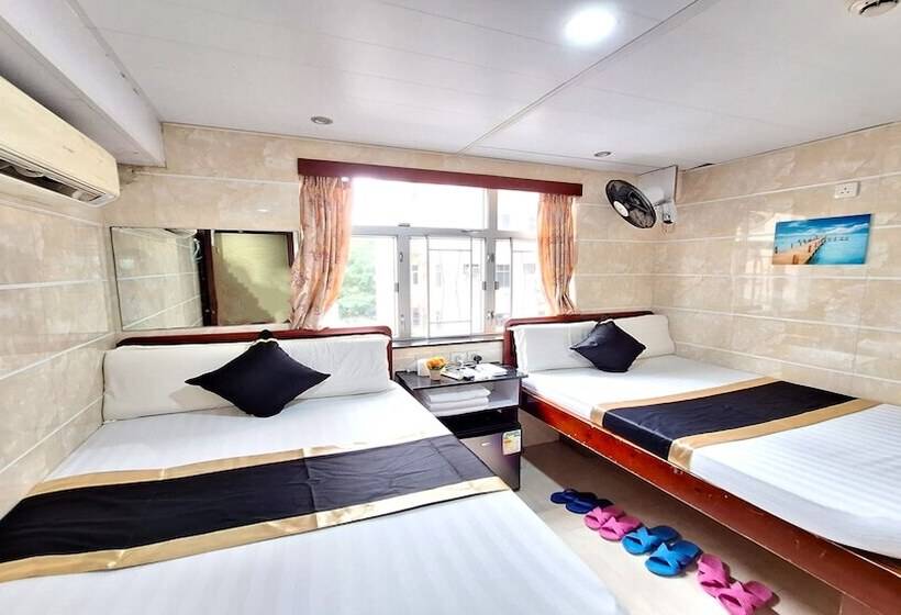 Economy Quadruple Room, International Metro Guest House