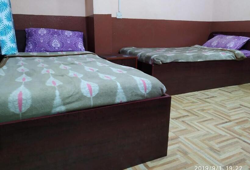 اتاق استاندارد, Nirvaan Guest House