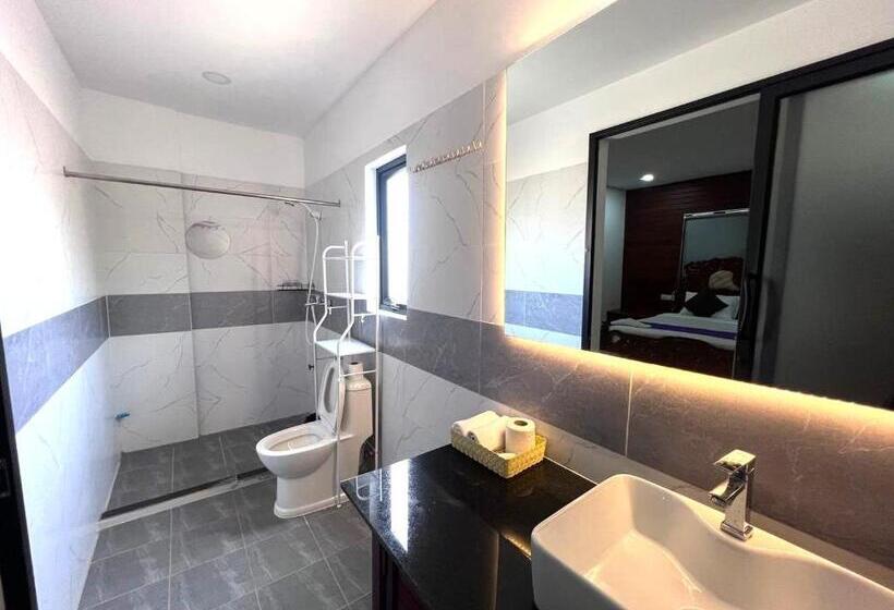 2 Bedroom Apartment with Views, Tan Thorng Angkor