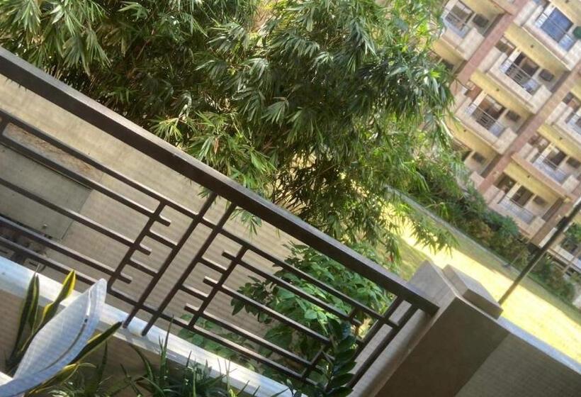 带2个卧室的公寓, Rhapsody Residences