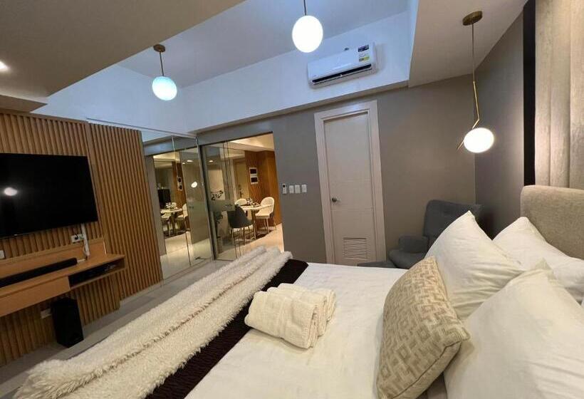 سوییت, Vibe Condo At Uptown Parksuites Bgc
