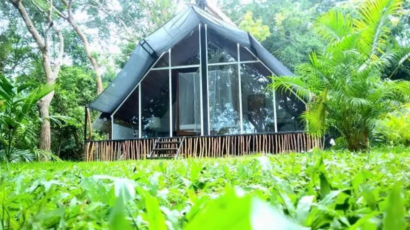 Standard-huone Puutarhanäkymä, Sorry We Are Close Now!! Green View Cabana